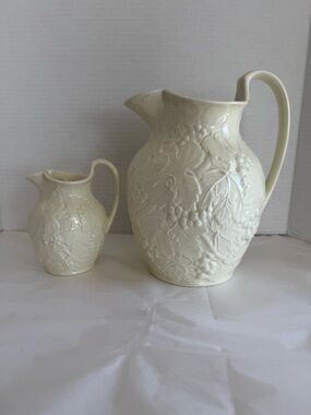Wedgwood of Etruria & Barlaston Strawberry and Vine Water Pitcher + Creamer VTG